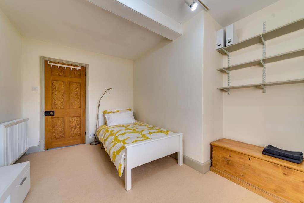 Music School Cottage 1 アウンドル エクステリア 写真